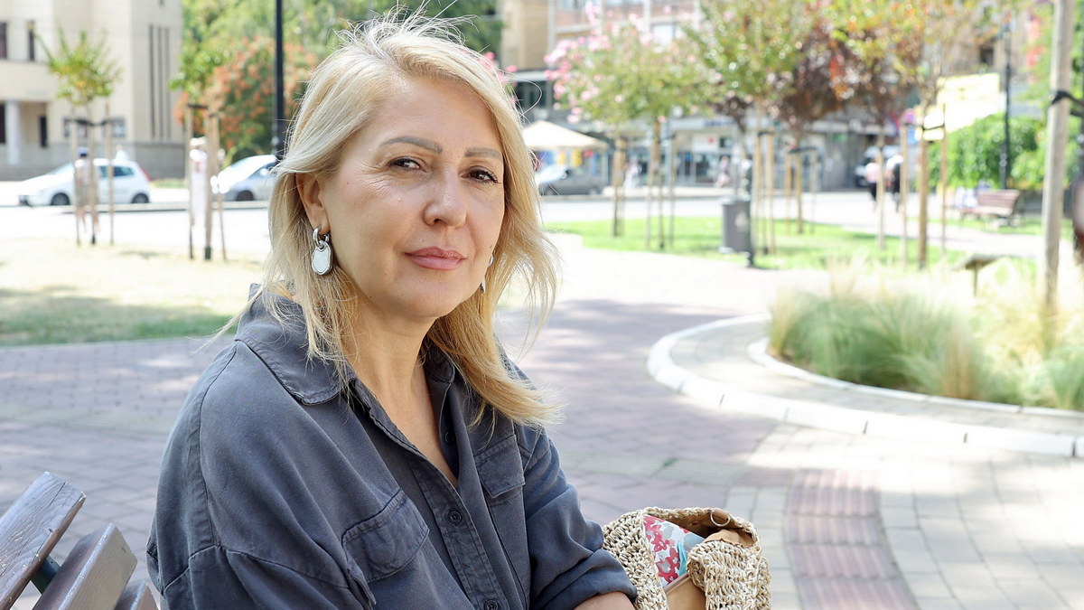 Prosvetni radnici otpuštanja 06