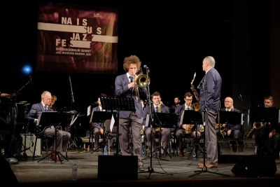 Big Bend RTS otvorio je 13. Internacionalne susrete jazz muzičara Naissus jazz Niš u sali Narodnog pozorišta.